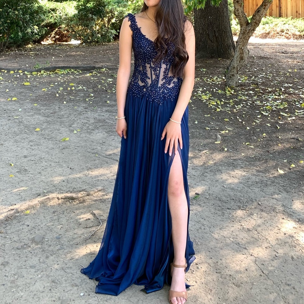 💙 La Femme Dress 💙